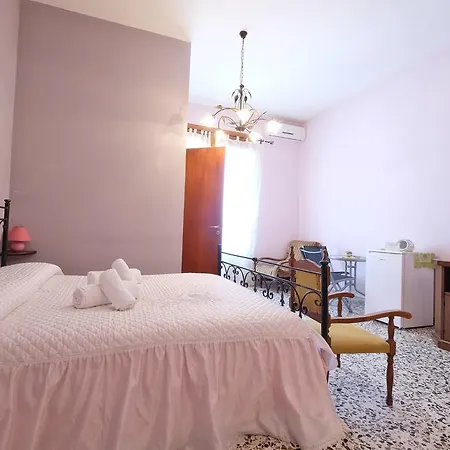 Bed & Breakfast Corte Coronisio 3*